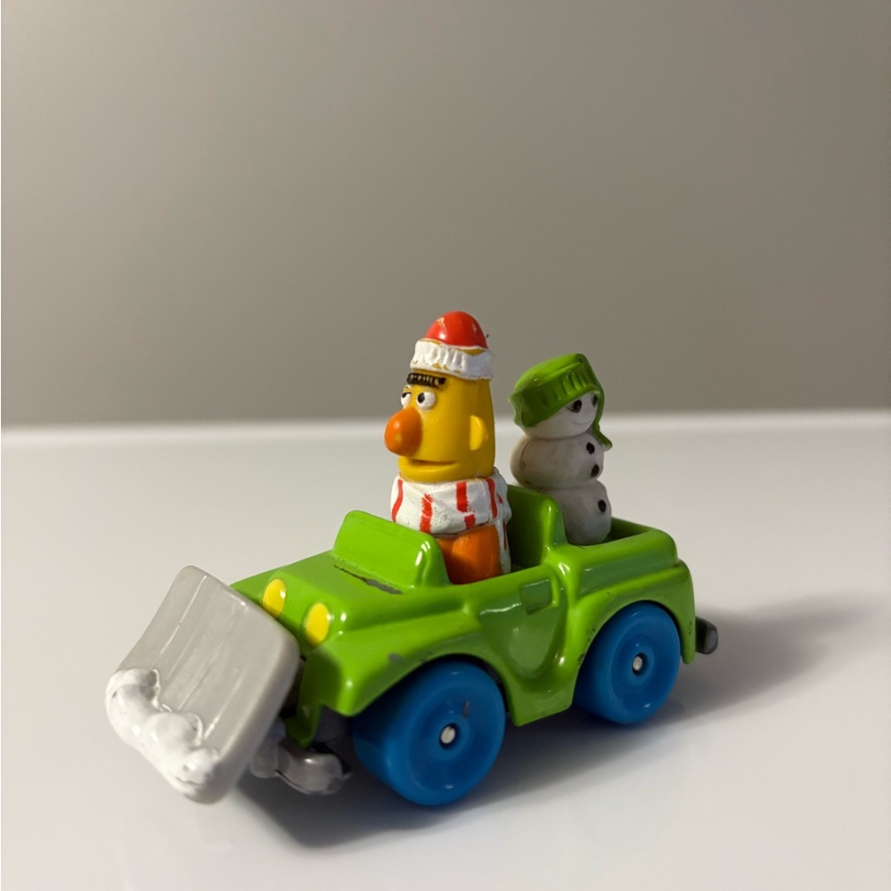 1987 Muppets Bert Playskool Snowplow Truck & Snowman Diecast Play Car Rare Toy